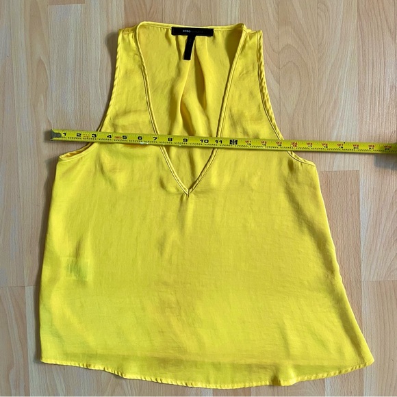 BCBG Max Azria Women's Satin Top Vneck Tunic flowy bright yellow tank top XS - Picture 8 of 10